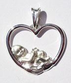 mothers-heart-charm